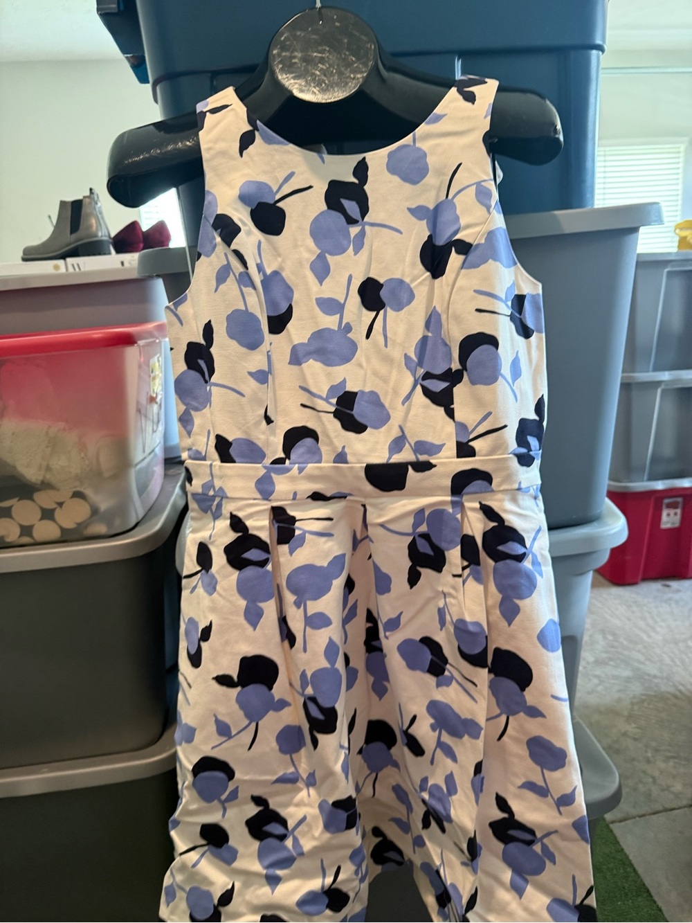 Floral Sleeveless Dress - White with Blue & Black Printp12